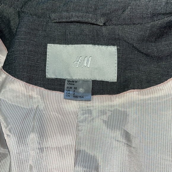 H&M Blazer - Picture 6 of 7